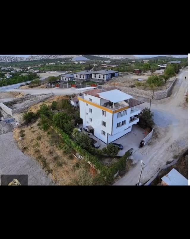 Malatya Orduzu Çınarpark yakınındaki dört katlı bina